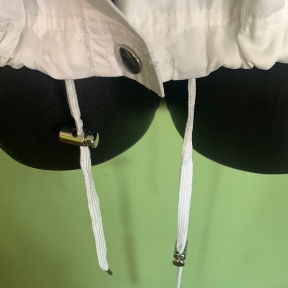 Forever 21 windbreaker - Picture 5 of 12